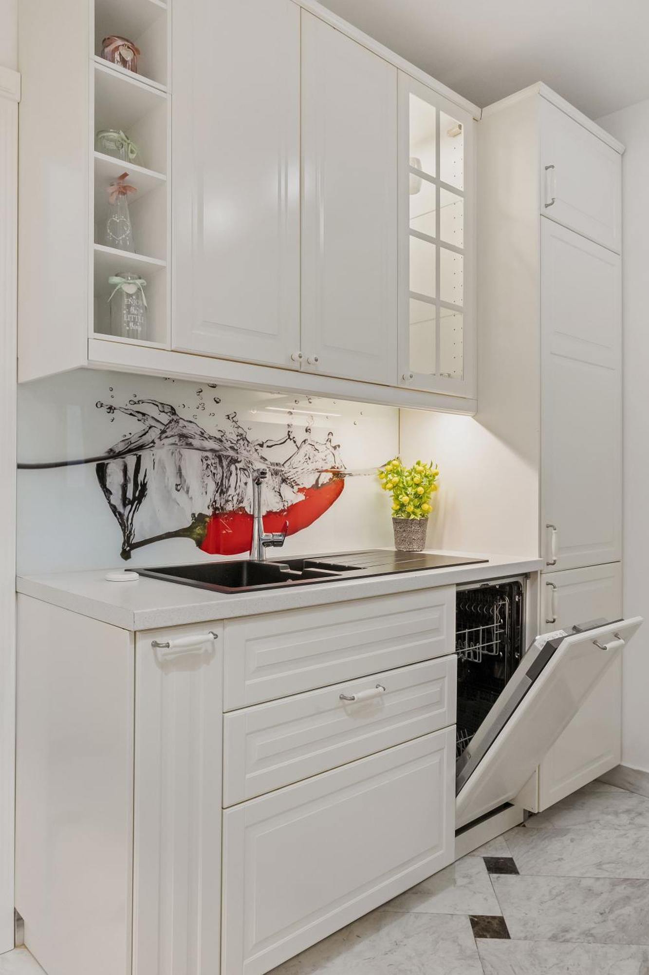 Sweet Luxury Three Rooms Apartment City Center Universitate Бухарест Экстерьер фото